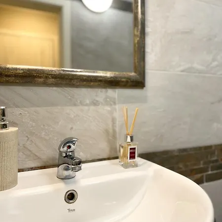 Centre Apt. With Parking For 4 Guests Apartman Plovdiv