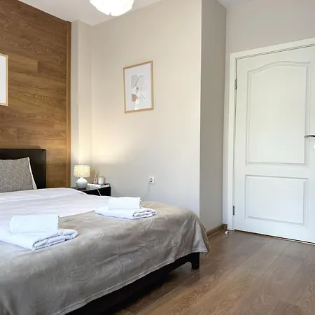 Centre Apt. With Parking For 4 Guests Apartamento *