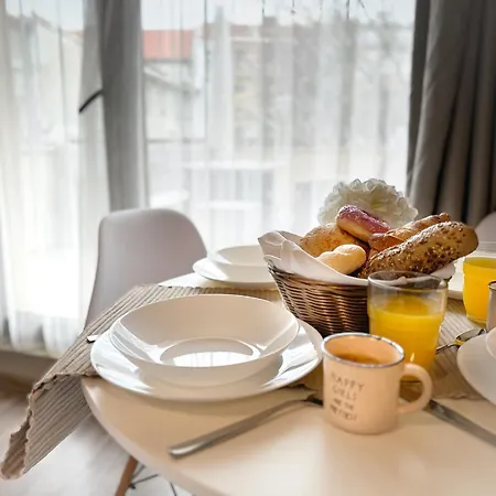 Lejlighed Centre Apt. With Parking For 4 Guests *