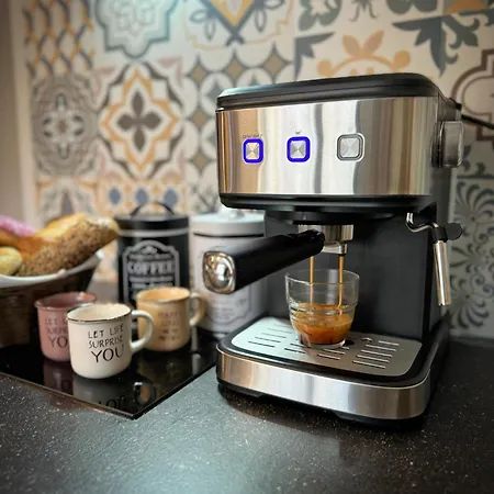 Apartamento Centre Apt. With Parking For 4 Guests Plovdiv