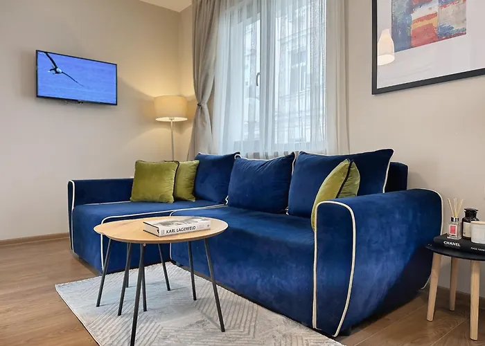 Lejlighed Centre Apt. With Parking For 4 Guests *