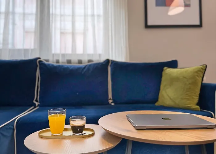 Lejlighed Centre Apt. With Parking For 4 Guests *