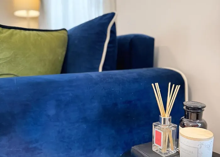 Centre Apt. With Parking For 4 Guests Lejlighed *