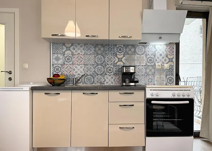 Centre Apt. With Parking For 4 Guests * Plovdiv