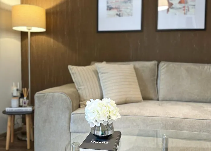 Centre Apt. With Parking For 4 Guests Plovdiv